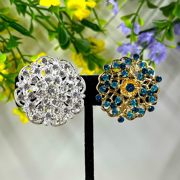 Lot of 2 Y2K Crystal Brooches - Picture 1 of 8